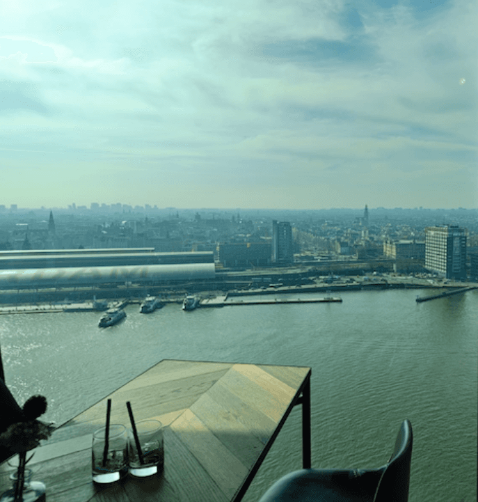 Blick über Amsterdam vom A'DAM Tower